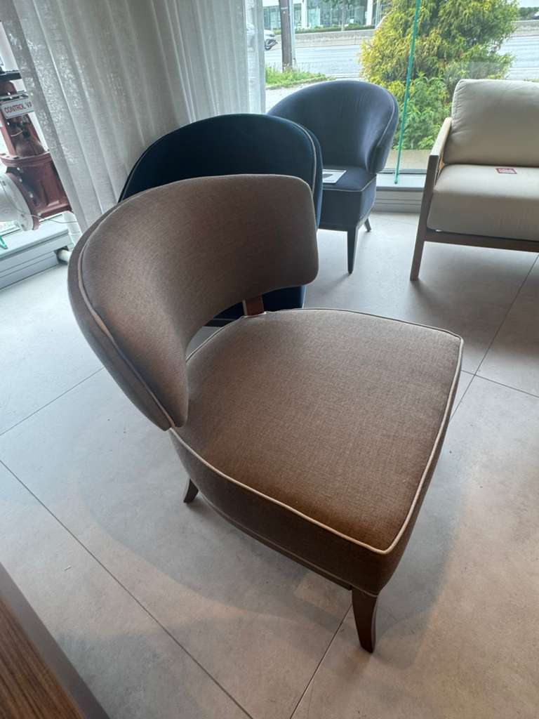 Alone Armchair - OUTLET