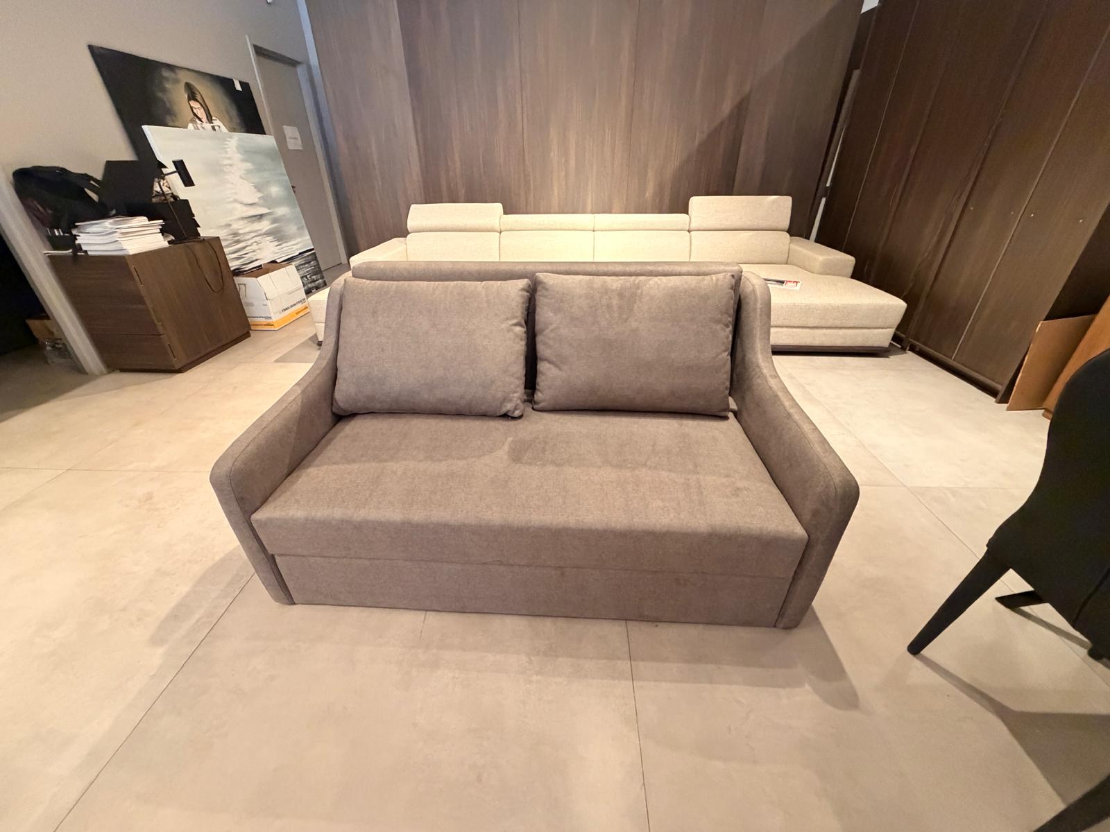 Dante Sleeper Sofa - OUTLET