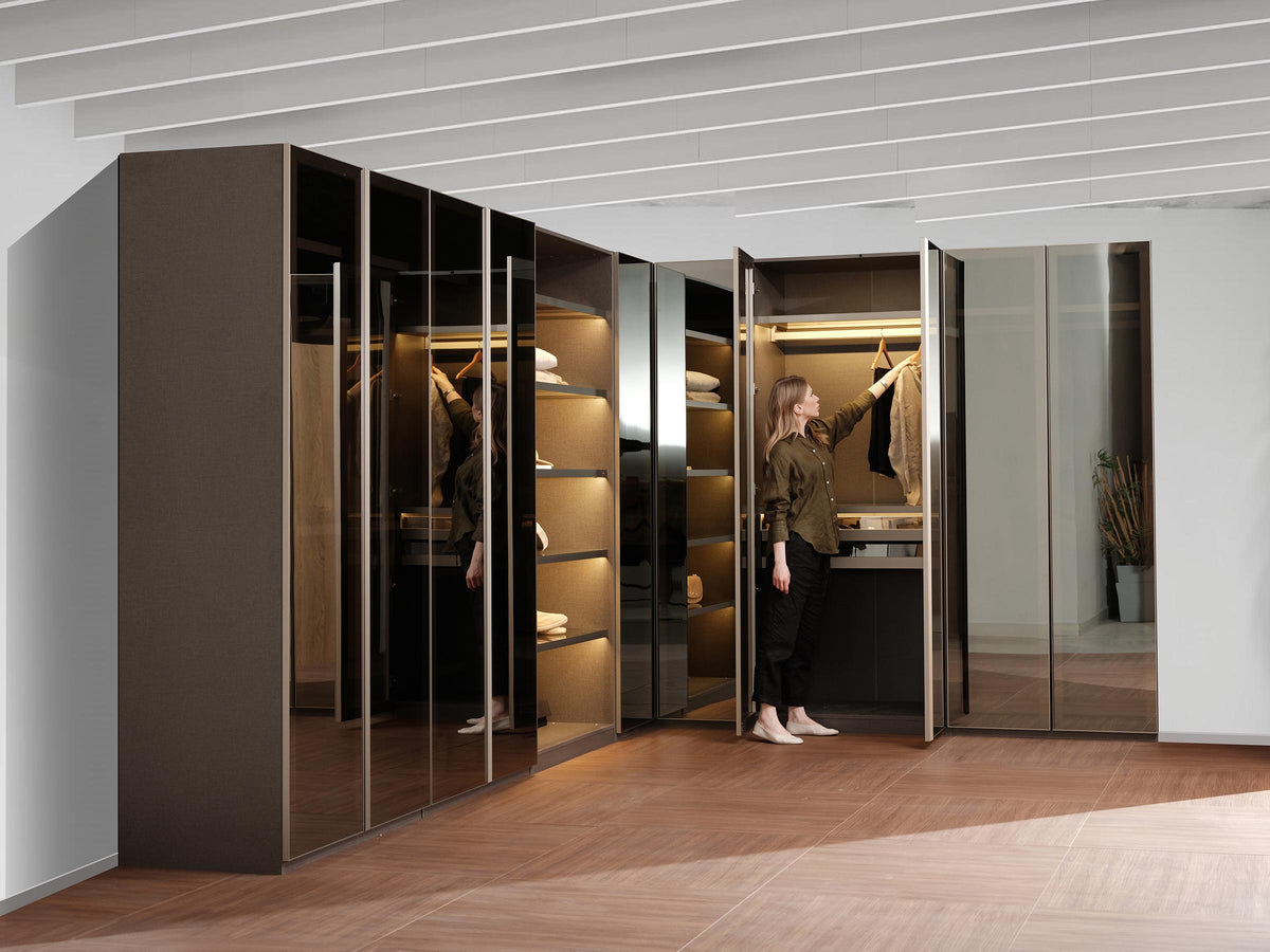 Ergonomics in Custom Closet Design– LAZZONI Furniture