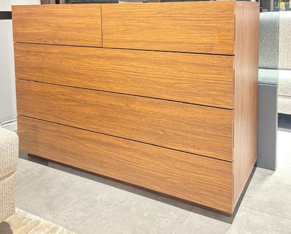 STONE DRESSER
