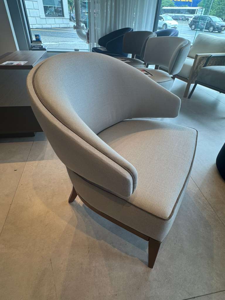 Twice Armchair - OUTLET