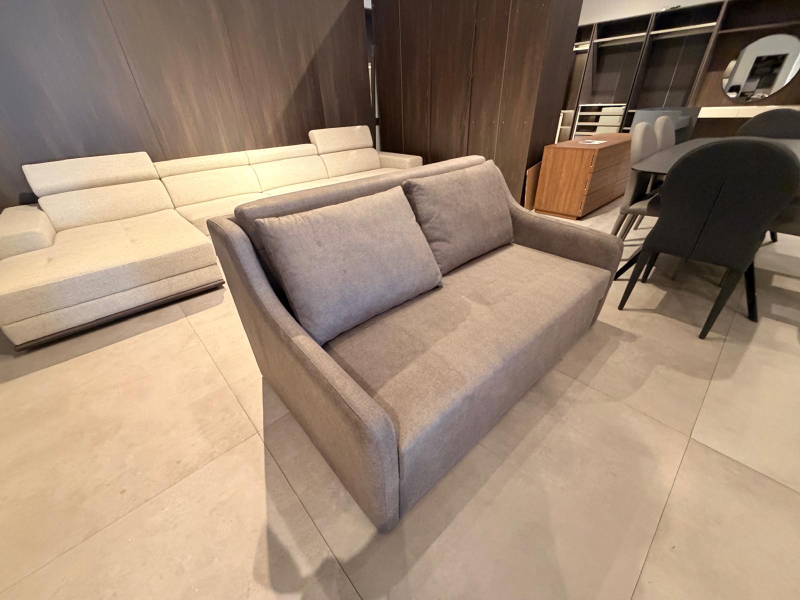 Dante Sleeper Sofa - OUTLET