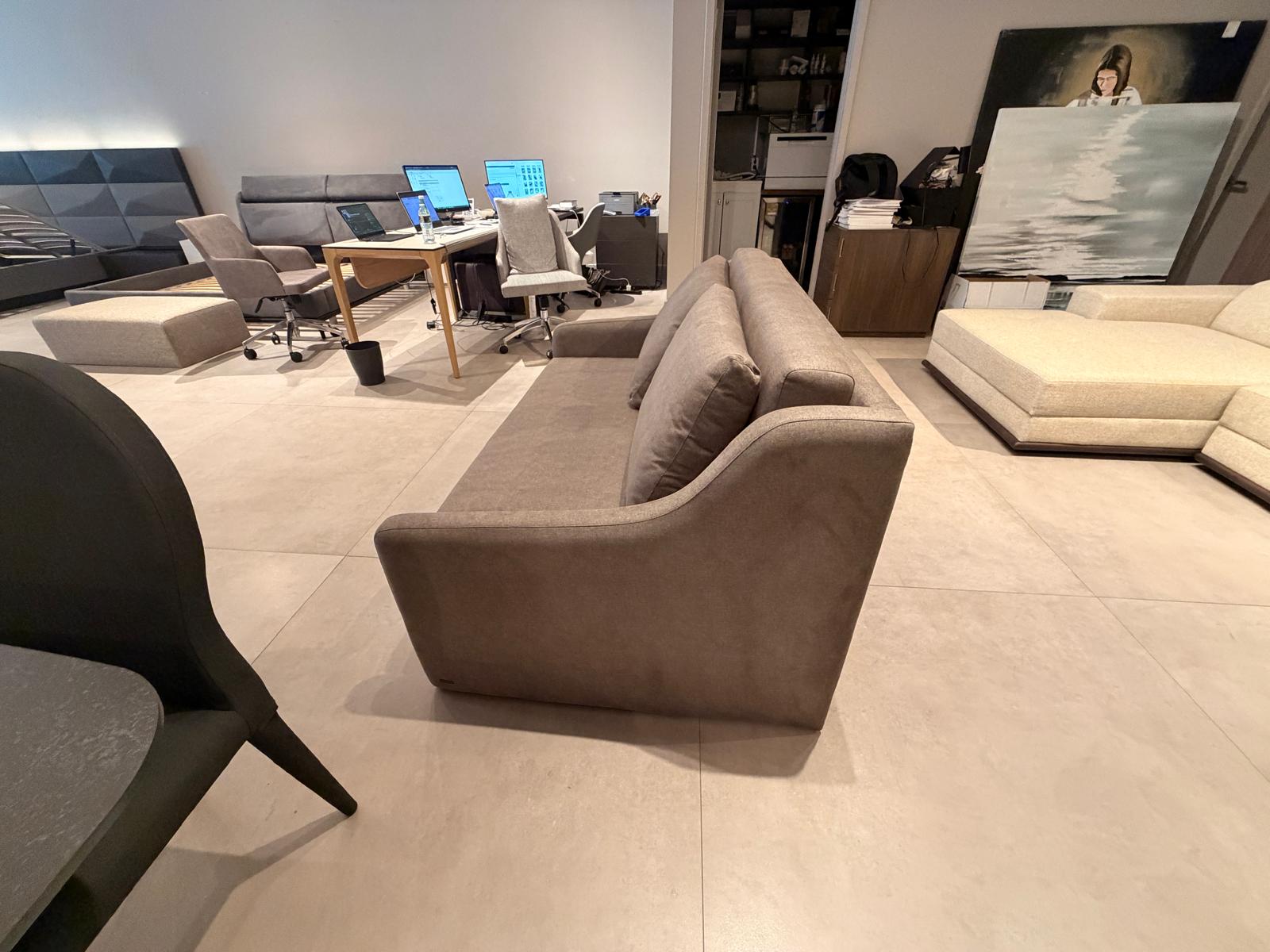 Dante Sleeper Sofa - OUTLET