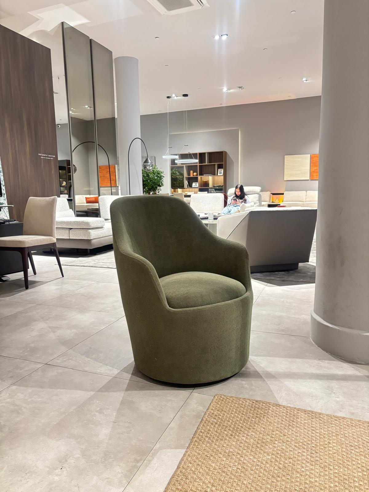 ENA SWIVEL ARMCHAIR