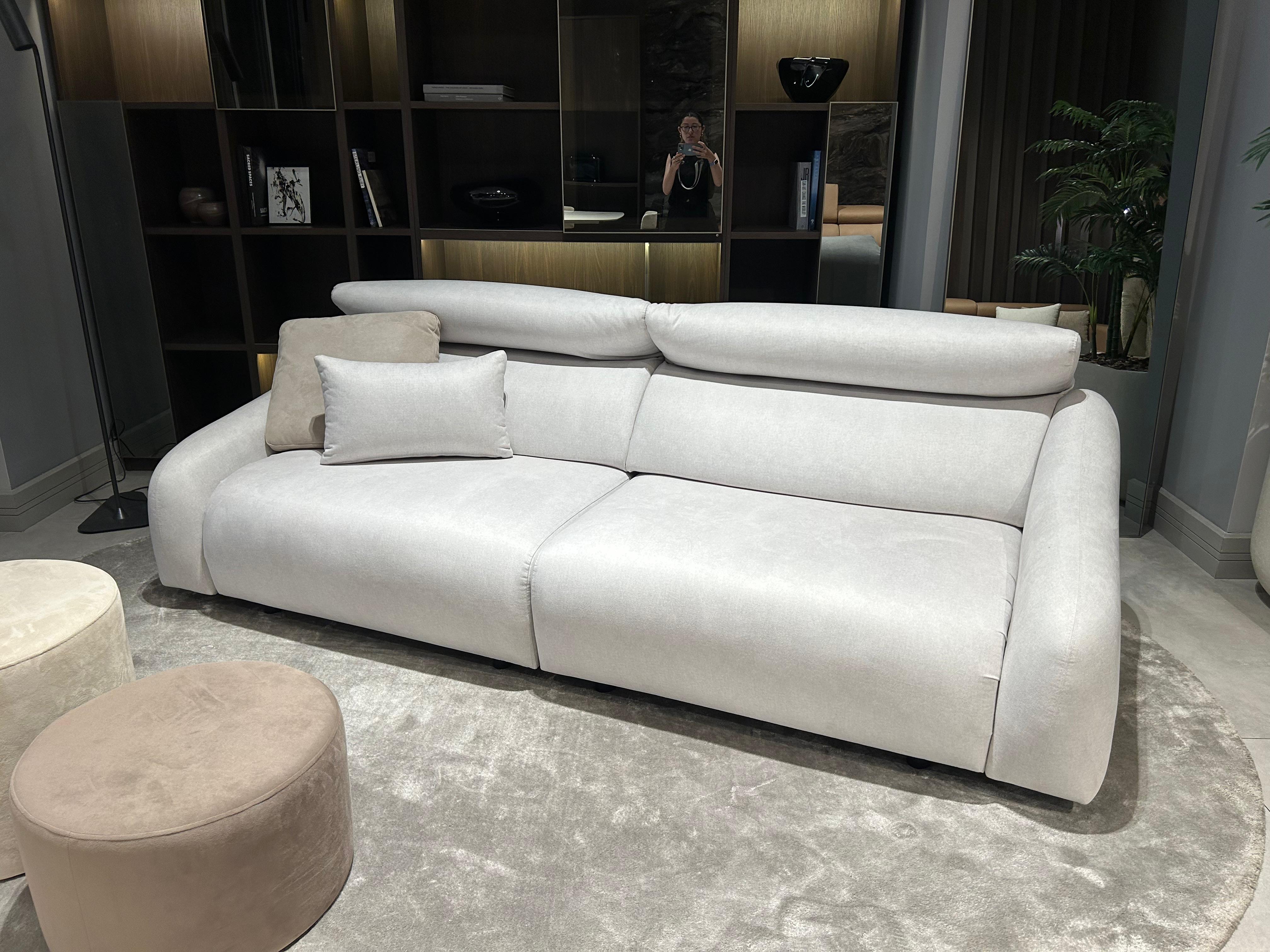 Sofá seccional York con cama extraíble - OUTLET