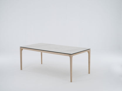 Kapet Table